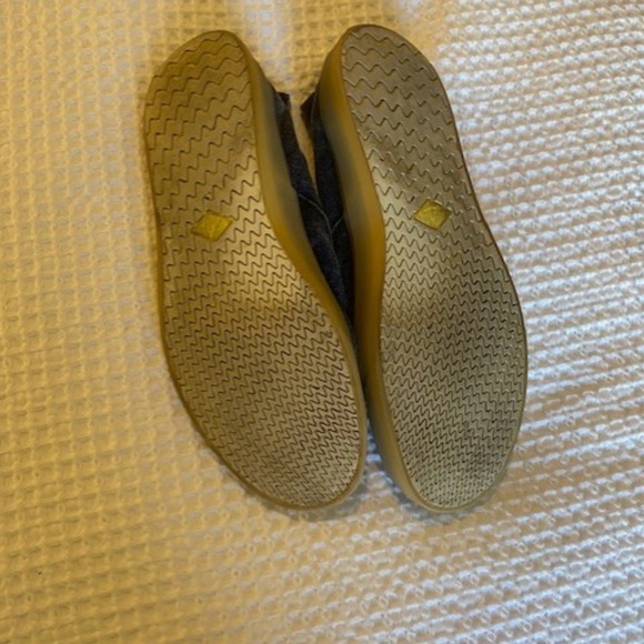 Sperry casual Blue shoes, Size 11. - Picture 3 of 3